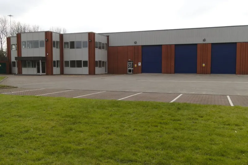 Built on Spec or Built on a Signature: Choosing the Right Path for Your Next Commercial Development
